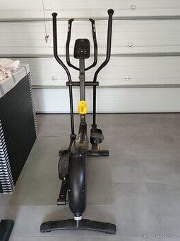 Eliptický trenažér DOMYOS 520