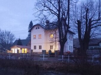 Prodej velkorysého vícegeneračního RD Jindřichov u Krnova - 1