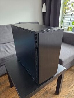 FD Define R6 / Ryzen 5700X + Noctua / ROG X470-F / 32GB RAM