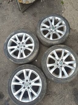 Octavia 2 ALU kola 5x112 225/45 r17