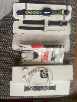 Apple Watch SE 40 mm Cellular Midnight