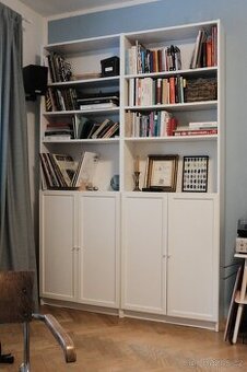 2x IKEA Billy Oxberg + nástavec
