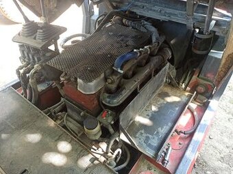 Plne funkčný motor Zetor desta destu 7201/ lpg