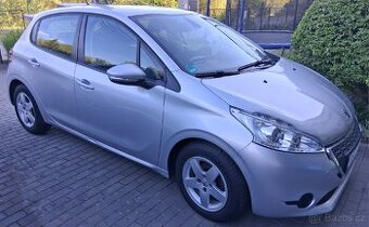 Peugeot 208, rok 2015,najeto 65 tisíc km