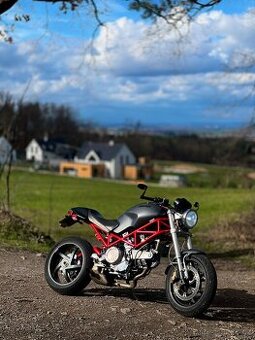 Ducati Monster 800 S2R - papírová A2 otevřená