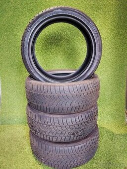 Zimní pneumatiky Imperial Snowdragon 235/40 R19