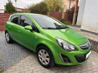 Opel Corsa 1.2i, AUTOMAT, naj. 89 000 km, ČR