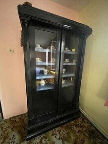 Starožitná knihovna