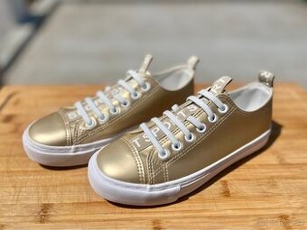 Zlaté dívčí tenisky Baťa – NOVÉ, vel. 33