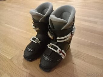 Lyžáky č.32, přeskáče