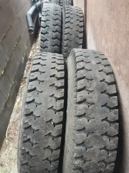 Prodám pneu + disky, Praga,Tatra, Ifa