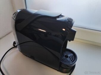 Kapslový kávovar tchibo cafissimo pure black