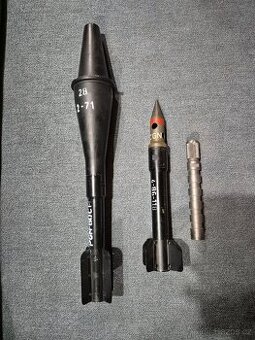 Cvičné rakety + nástavec AK 47 a klony