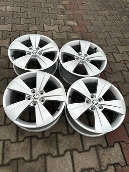 5x112 r17 Triton