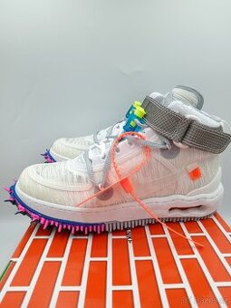 Nike air force one mid offwhite