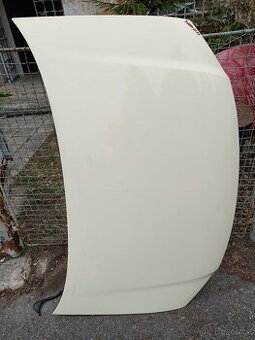 VW Touran facelift - přední náraznik , kapota