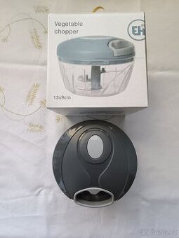 Ruční kráječ / sekáček zeleniny – nový, nepoužitý