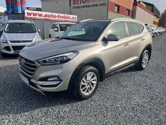 HYUNDAI TUCSON 1,7 CRDi TRIKOLOR  POUZE 59000KM