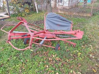 Nahrabovač sena nesený 2,5m