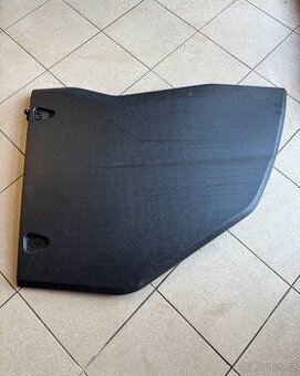 Nové plastové dveře Segway UT10 - levá strana