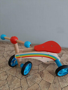 Dřevěné odrážedlo