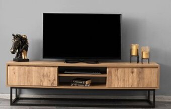 TV stolek v dekoru dřeva s černou kovovou podnoží