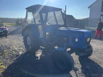 Traktor Zetor 6911