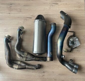 Honda CBR 600 rr Leo Vince Sbk factory