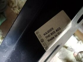 Výztuha lemu Transporter T5 levá 7H0805403