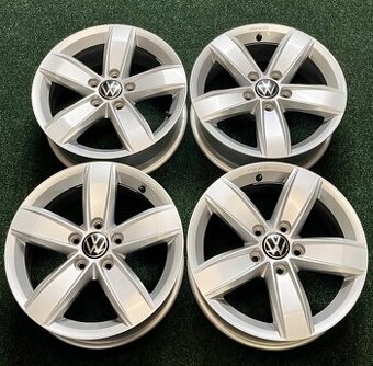 5x112 R16 Originál VW T-Roc / Corvara - jako nové - ET 43