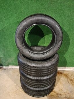 4ks zanovni letni 215/55/17 pirelli