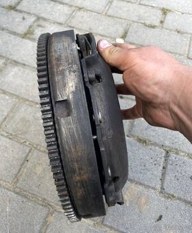 Spojka z Audi A6 C5 2.5Tdi 110kW