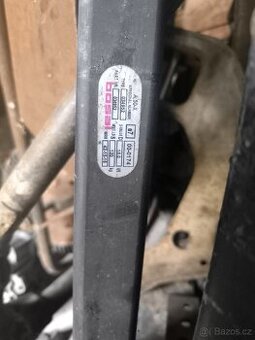 Tažné zařízení.