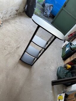 Prezentační prodejní pult platí do smazani