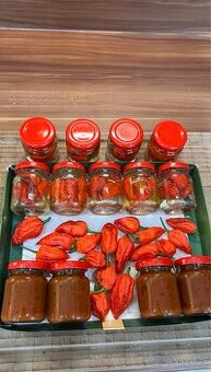 TRINIDAD MORUGA SCORPION Chilli nakládané papričky a salza