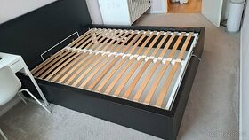 Manželská postel IKEA MALM - 1