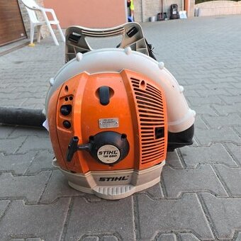 Zádový fukar stihl br550