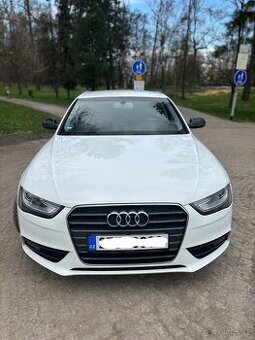 AUDI A4 B8 2.0 TDI AVANT