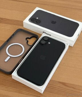 iPhone 16 Plus 128 gb černý, TOP STAV