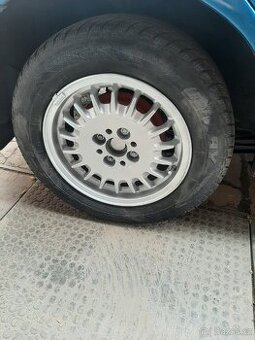 4x100 r14 Původem z BMW e30