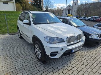 BMW X5 3.0 D, 2011, 225 kW VADA MOTORU