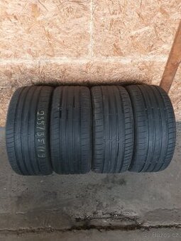 235 35 r 19 dezén 70%
