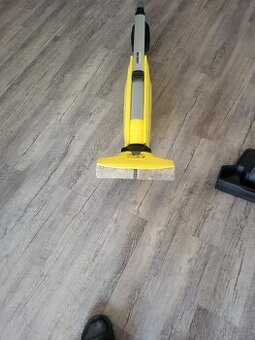 Podlahový čistič Karcher CF 5 - 1