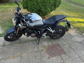 Honda CB 650R e-clutch