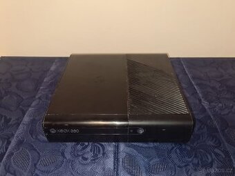 Xbox 360 500 GB (4x hra)