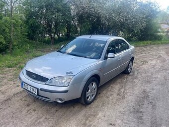 Ford Mondeo 2.0i Ghia, nová Stk