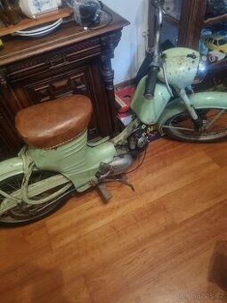 Jawa 550 pařez