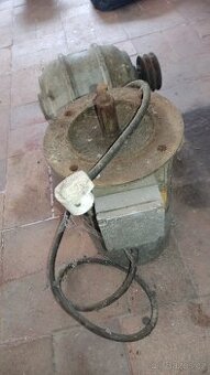Prodám staré elektromotory
