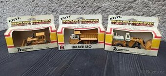 Ertl. Staré kovové hračky - 1