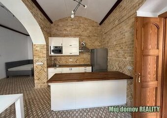 Prodej stylového bytu 2+kk, 80 m U Půjčovny, Praha 1 Nové Mě